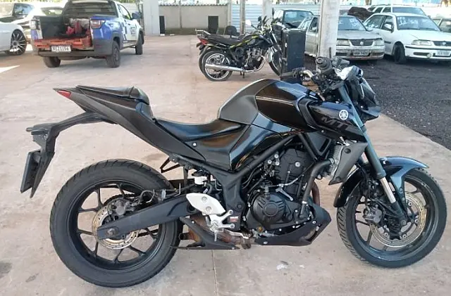 Leilão do Detran tem moto esportiva 5 vezes abaixo do valor