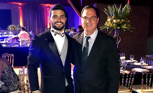 Com muita glória família Quelho forma mais um médico