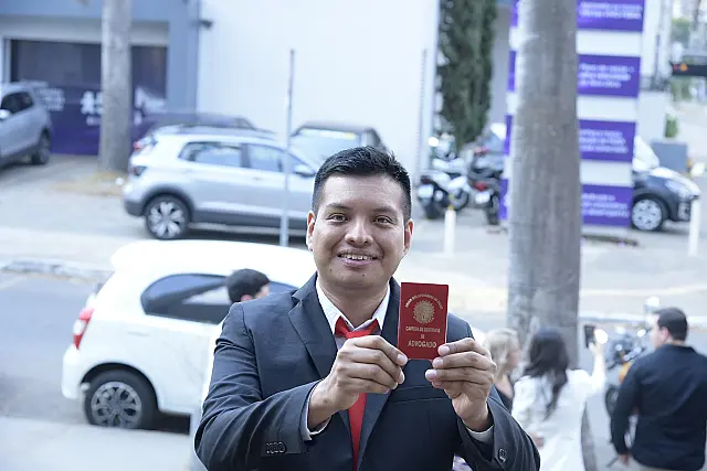 Orgulho Terena: jovem de Aquidauana vence barreiras e se forma em Direito