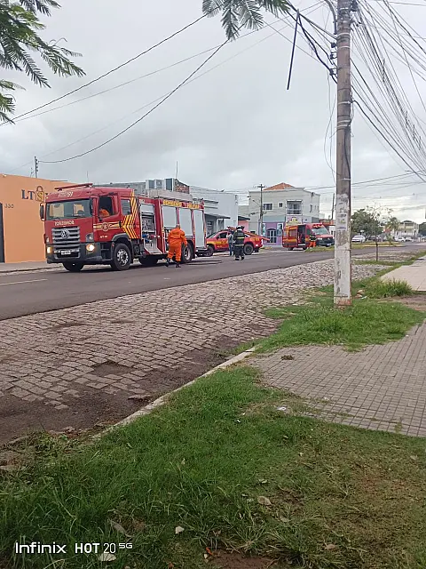 Compressor em chamas mobiliza Corpo de Bombeiros em Corumbá