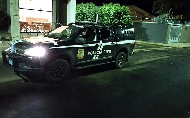 Com a filha de 3 anos, homem é preso dirigindo bêbado