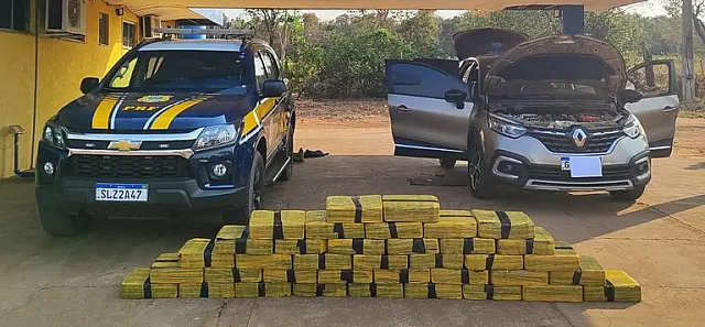 PRF apreende 455 kg de maconha na BR-262 de Água Clara