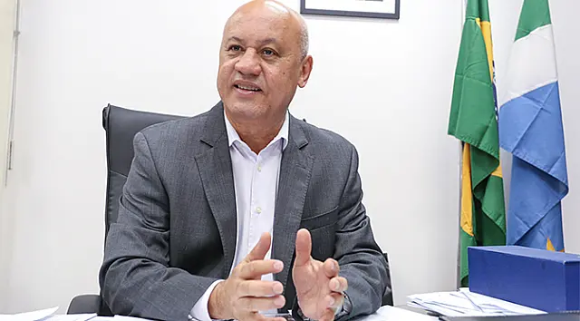Governo autoriza concurso com 25 vagas para fiscal de obras públicas