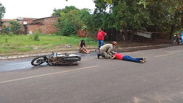 Acidente entre motos deixa duas mulheres feridas em Anastácio