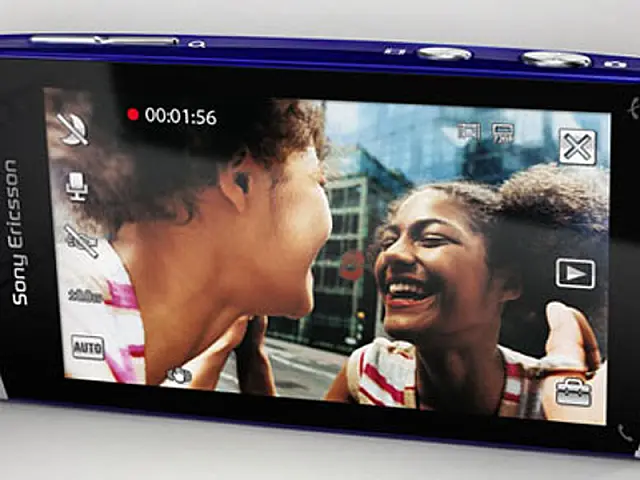 Novo smartphone Vivaz grava vídeos 720p