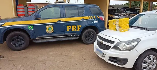 Casal de bolivianos é preso com 41 kg de cocaína na BR-267