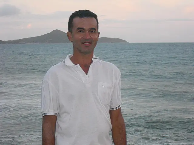 Após morte de Severino, filhos recebem conforto de "desconhecidos gratos"