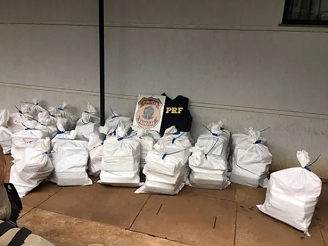 Ação conjunta apreende quase uma tonelada de maconha em Dourados