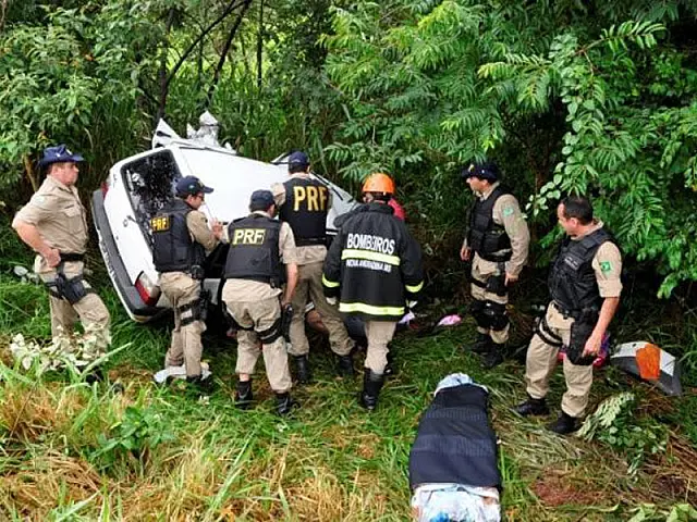Acidente na MS-276 mata uma pessoa e deixa sete feridas