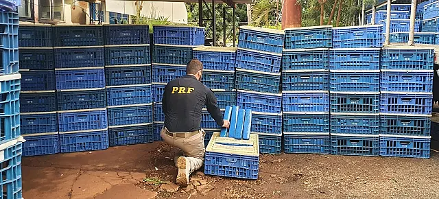 PRF apreende 4,3 toneladas de maconha na BR-158