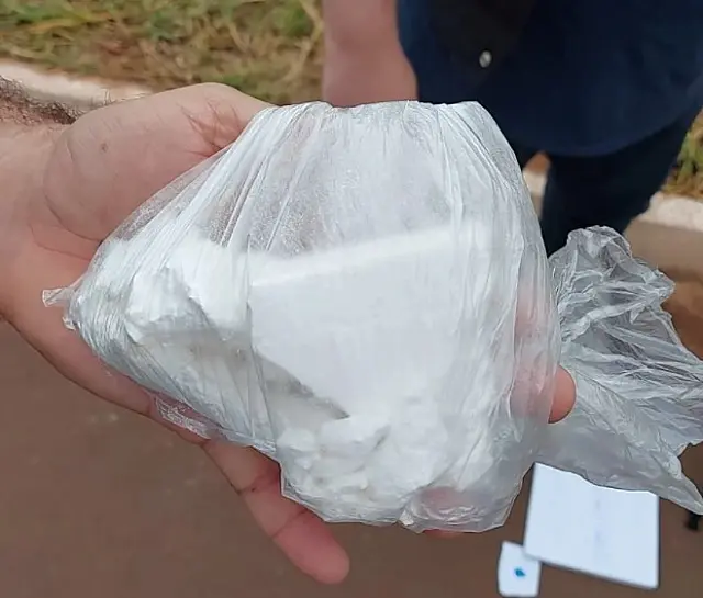 Morto em acidente, adolescente carregava cocaína e dinheiro na mochila