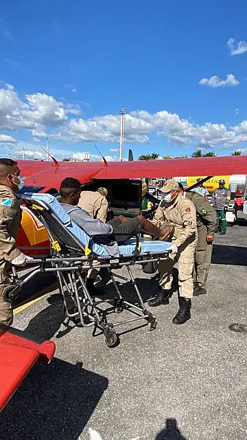 Bombeiros resgatam trabalhador ferido no Pantanal de Corumbá
