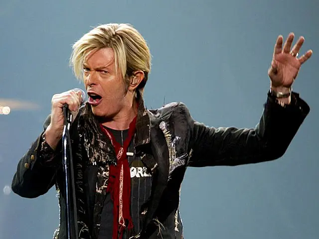 Morre, aos 69 anos, o cantor David Bowie após luta contra câncer