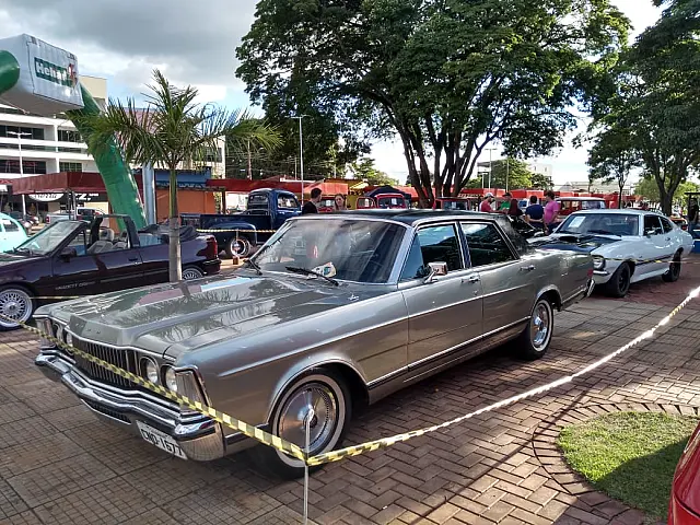 Automóvel Clube de Amambai promove encontro de relíquias com baile e sorteio de Fusca