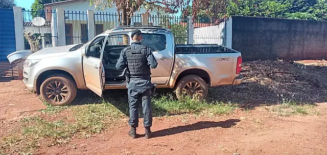 Traficante é preso em perseguição com caminhonete 'lotada' de maconha na fronteira