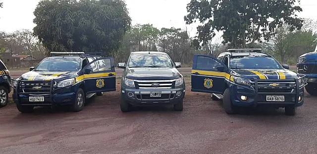 PRF apreende argentino com caminhonete roubada, na rodovia BR-262