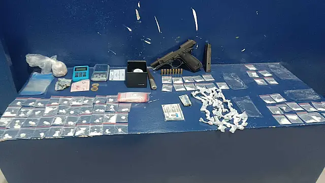 Casal é preso por tráfico de drogas e posse ilegal de arma no centro de Anastácio