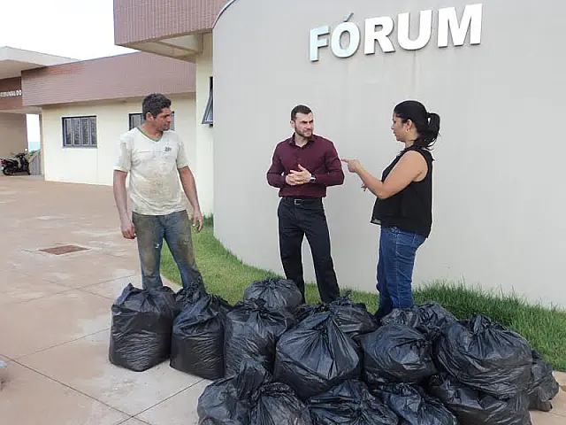 Poder Judiciário de Anastácio promove trabalho de reciclagem de materiais