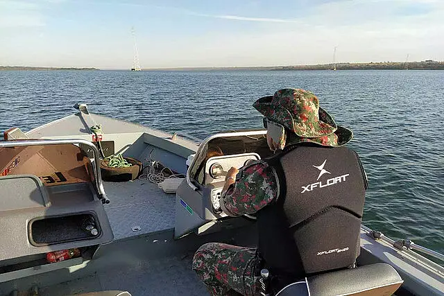PMA resgata pescadores de afogamento no rio Paraná