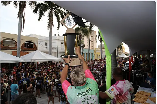 Império do Morro é campeã do Carnaval de Corumbá 2024