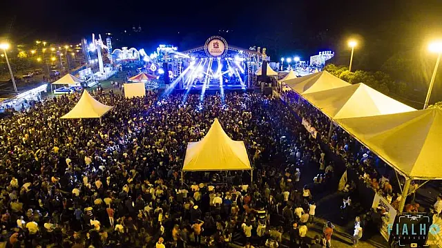 Loubet e Luan Pereira são as atrações de sábado na 18ª Festa da Farinha de Anastácio