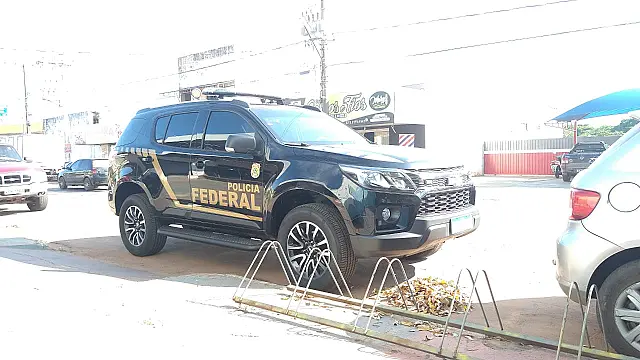 Com alvos em Anastácio, PF faz buscas em endereço na Avenida Manoel Murtinho
