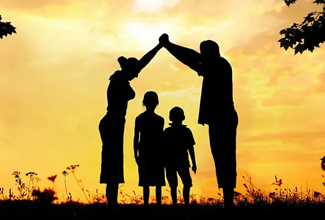 SENDO UMA FAMÍLIA FORTALECIDA POR DEUS