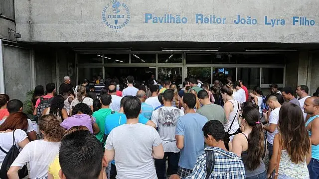 Ministro da Educação comenta o primeiro dia de provas do Enem 2014