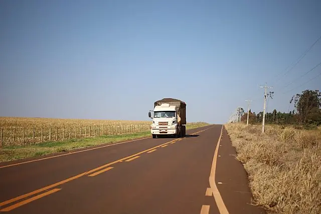 Sidrolândia inaugura estrada que liga assentamentos rurais