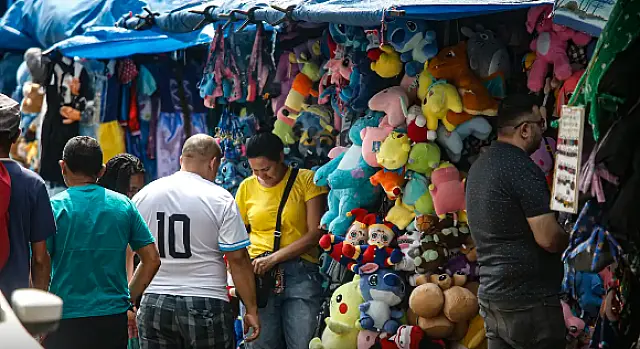 Após Natal, promoções devem aumentar vendas em 8% na Capital
