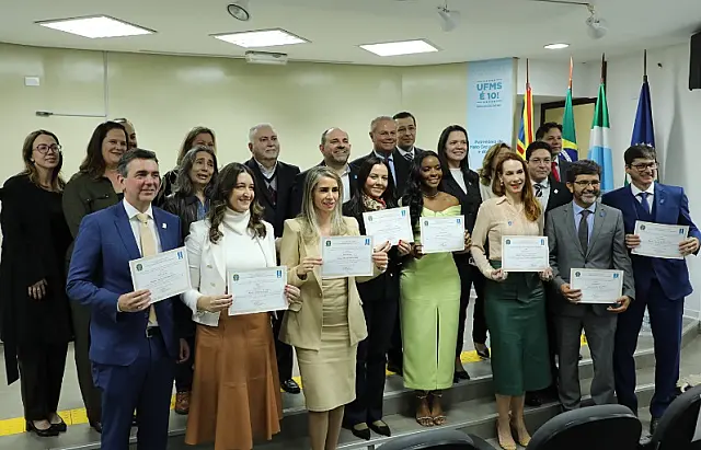 Tribunal de Justiça e UFMS entregam título de mestre a 10 magistrados
