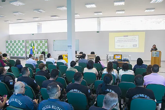 Corumbá promove capacitação para fortalecer rede de proteção à mulher