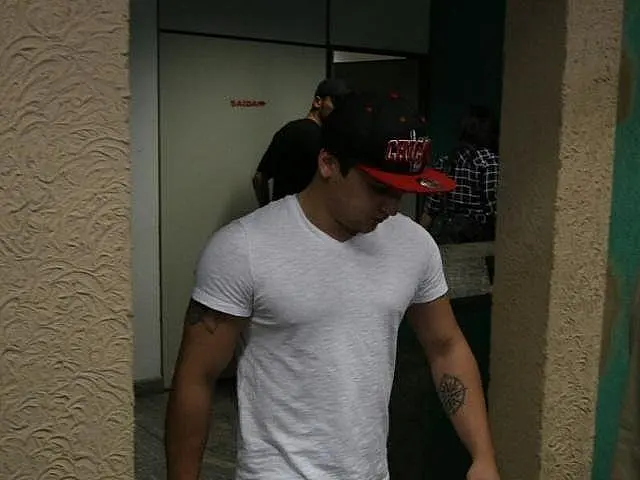 Jovem espancado por ‘bad boys’ após festa pede indenização de R$ 120 mil
