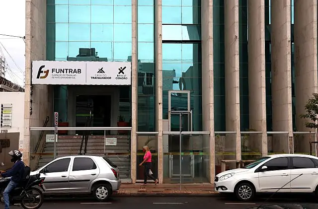 Semana inicia com 3,3 mil vagas de emprego na Funtrab para diferentes cidades