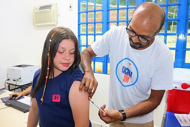 Jardim alcança 90% da vacinação contra a dengue em crianças e adolescentes