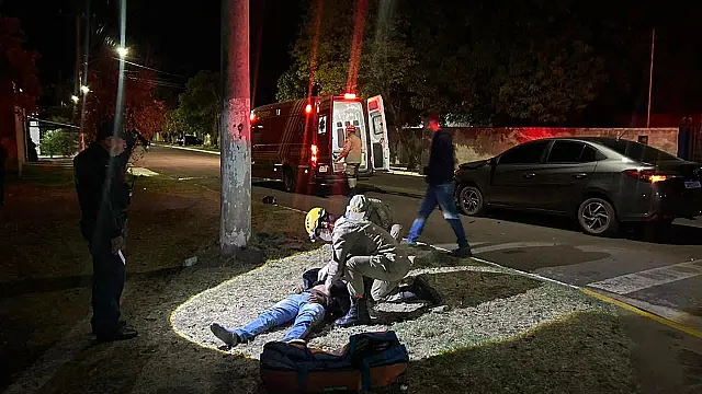 Mulher se fere ao ser jogada pelo ex para fora de carro em movimento