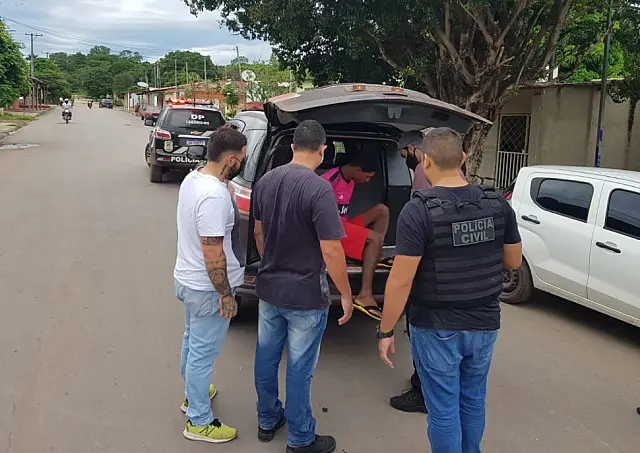 PC prende suspeito de roubo em escola municipal