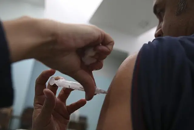 Vacina contra a gripe está disponível a partir de hoje para toda a população