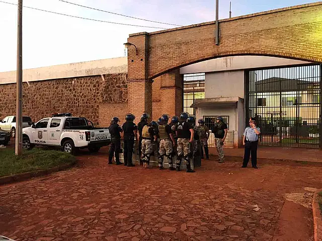 90 membros do PCC fogem de presídio na Fronteira