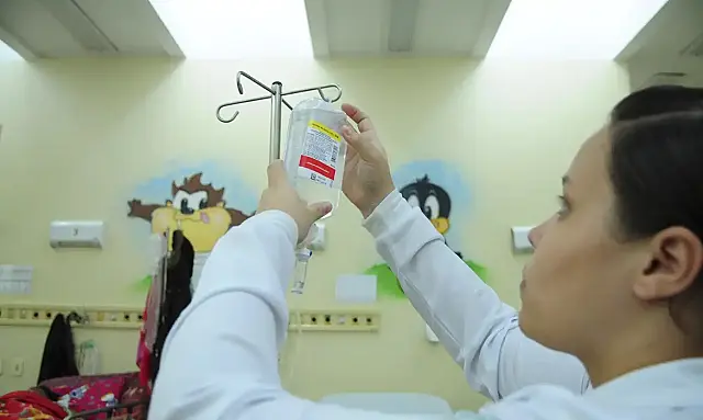 Triagem neonatal para malformações nos pés é obrigatória