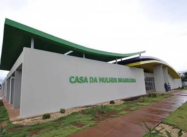 Homem de 80 anos é preso por estuprar neta e alega "mal-entendido"