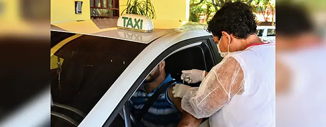 Saúde abre vacinação para pessoas a partir de 29 anos