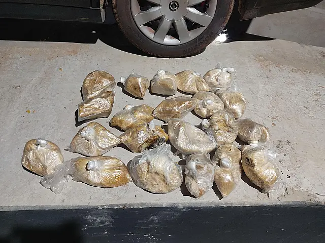 PRF prende traficante com droga escondida em tanque de combustível