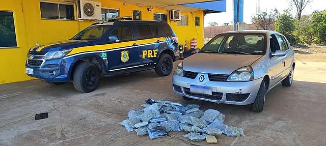 PRF apreende mais de 37 kg de drogas na BR-262