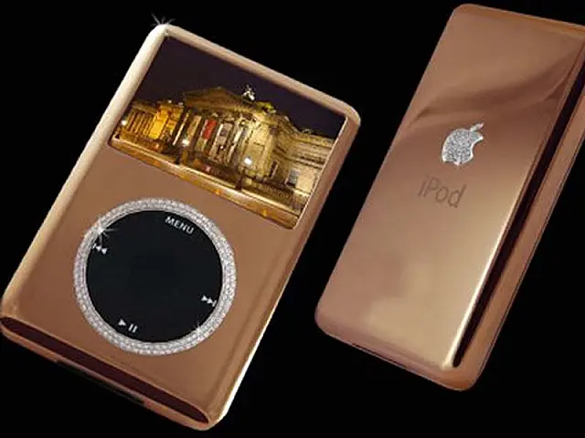 iPod coberto com ouro rosa e diamantes custa R$ 172 mil