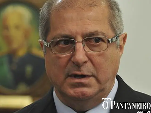 Desvios teriam custeado despesas de Paulo Bernardo e do PT, diz MPF