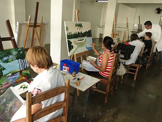 Centro Cultural da FCMS abre inscrições para oficina de Pintura em Tela