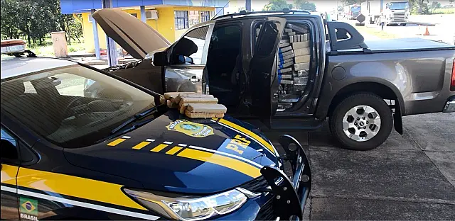 PRF cerca de 1,5 tonelada de maconha que seguia para o Rio de Janeiro