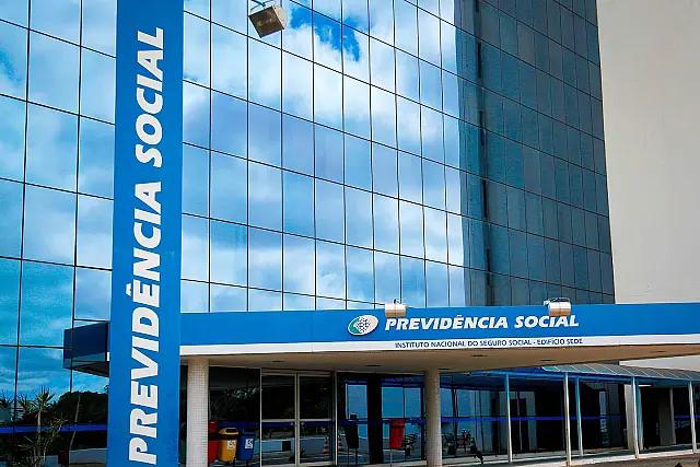 Governo suspende exigência de prova de vida de aposentados federais