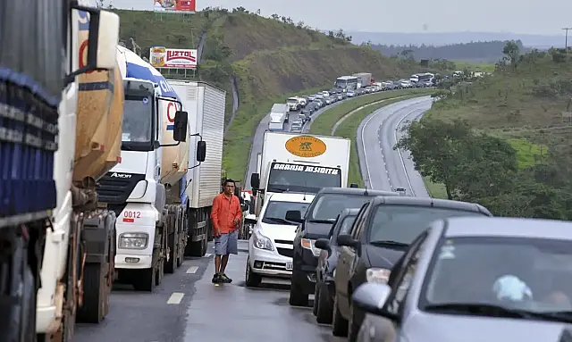Juíza federal manda governo reativar radares em rodovias